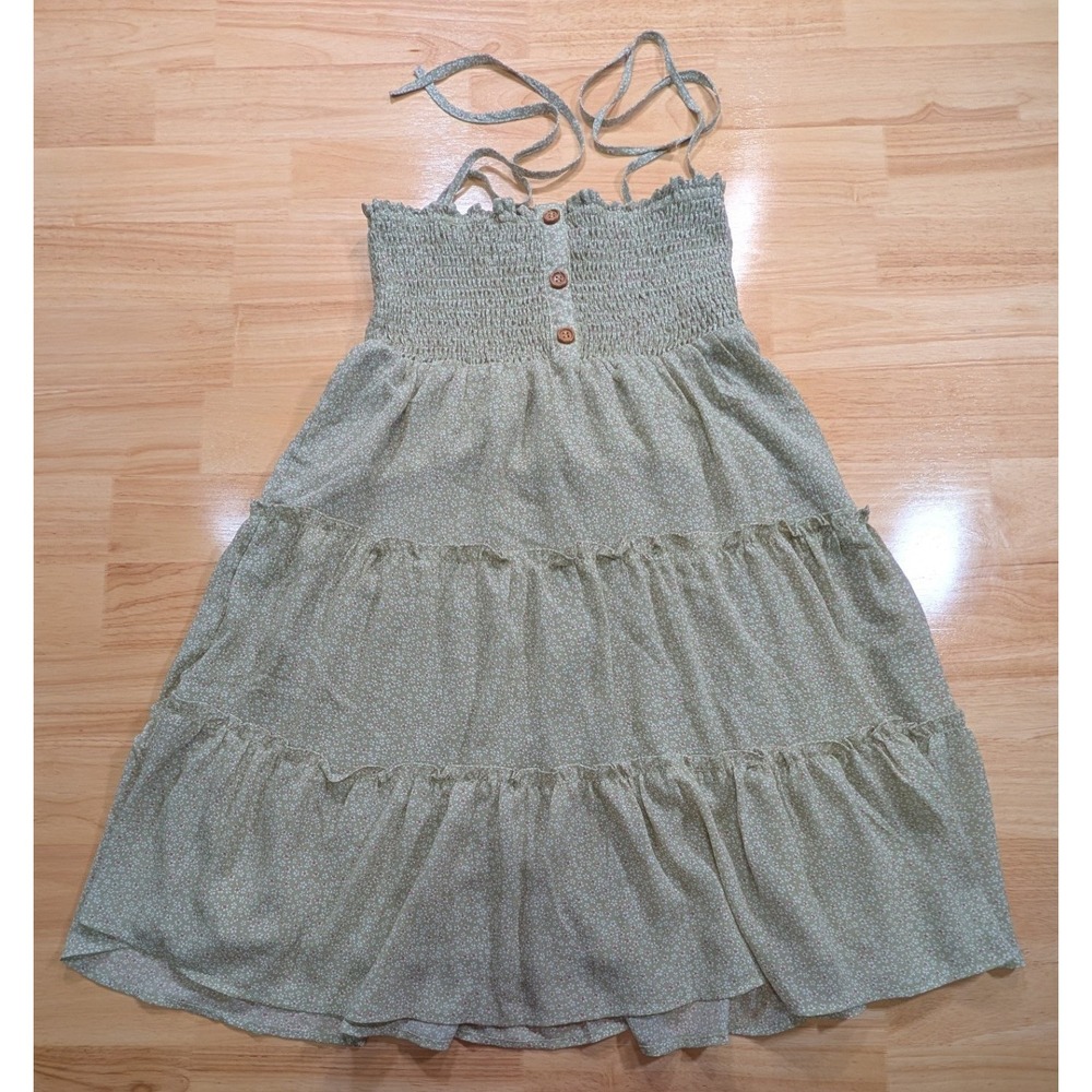 Paper Crane Sage Green Floral Smocked Tiered Midi Dress Medium Tie Strap Boho